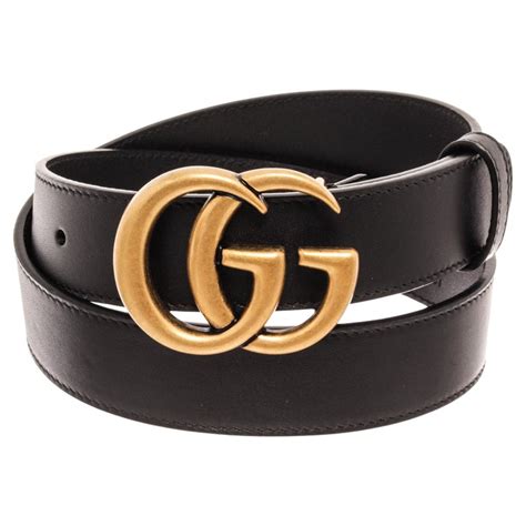 Ceinture GG Marmont en cuir en noir – Gucci .